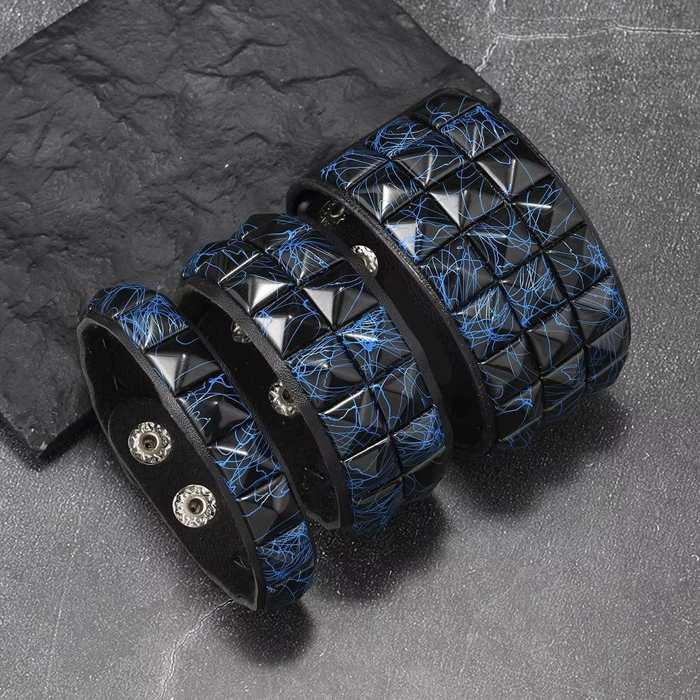 Vintage Big Wide Bracelet Contrasting Gothic Punk Bracelet Rivets Leather Wristband  Male Female