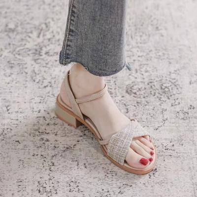 Мода Мода Ретро Римские Сандалии Женские 2025 Лето Новые Средний Каблук Пряжка на Одном Слове Женские Сандалии Леди Стиль Высокие Каблуки Женские