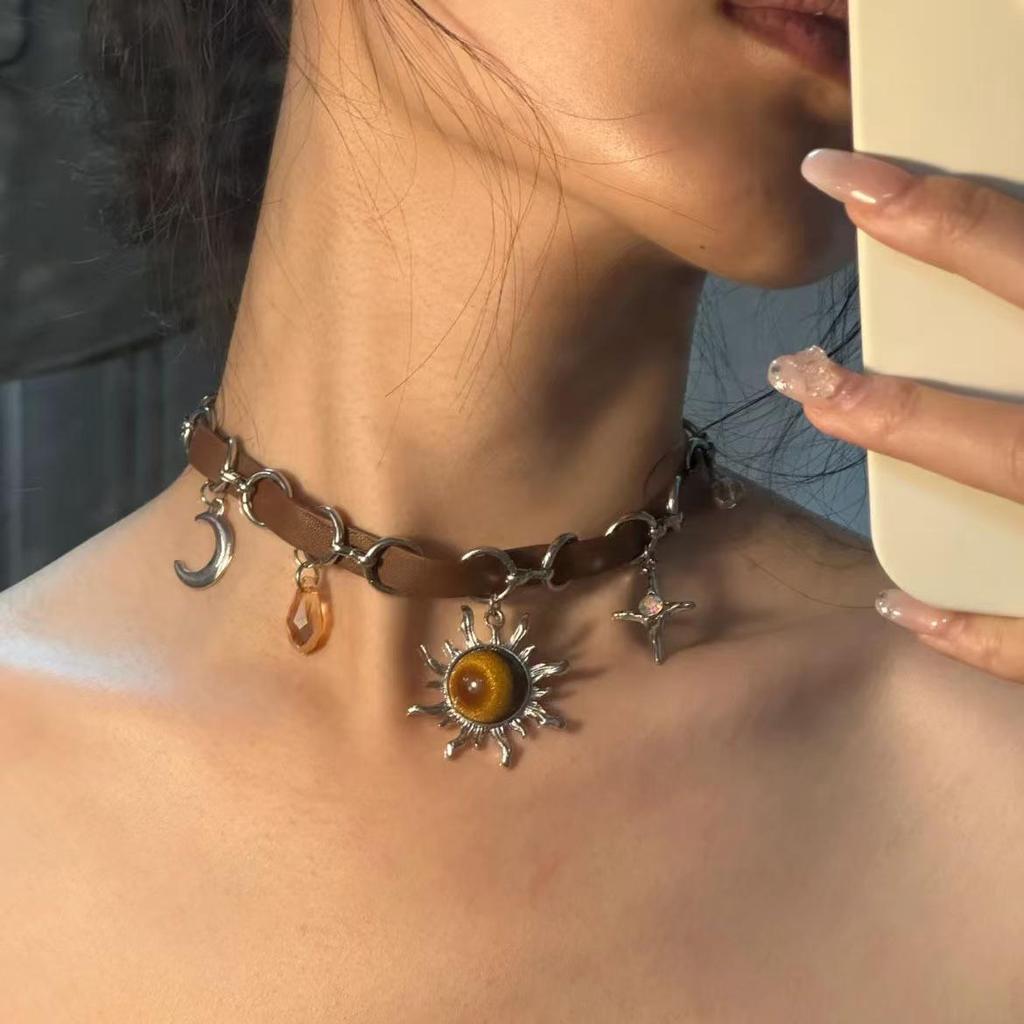 Ожерелье из бисера Y2K со звездой - Титановая сталь, панк-готический стиль для женщин