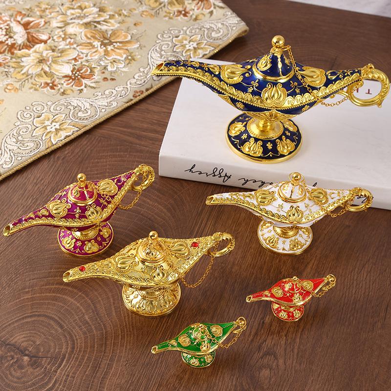 European Aladdin's Lamp Gold Retro Pattern Figurine: Classical Style Decorative Craft