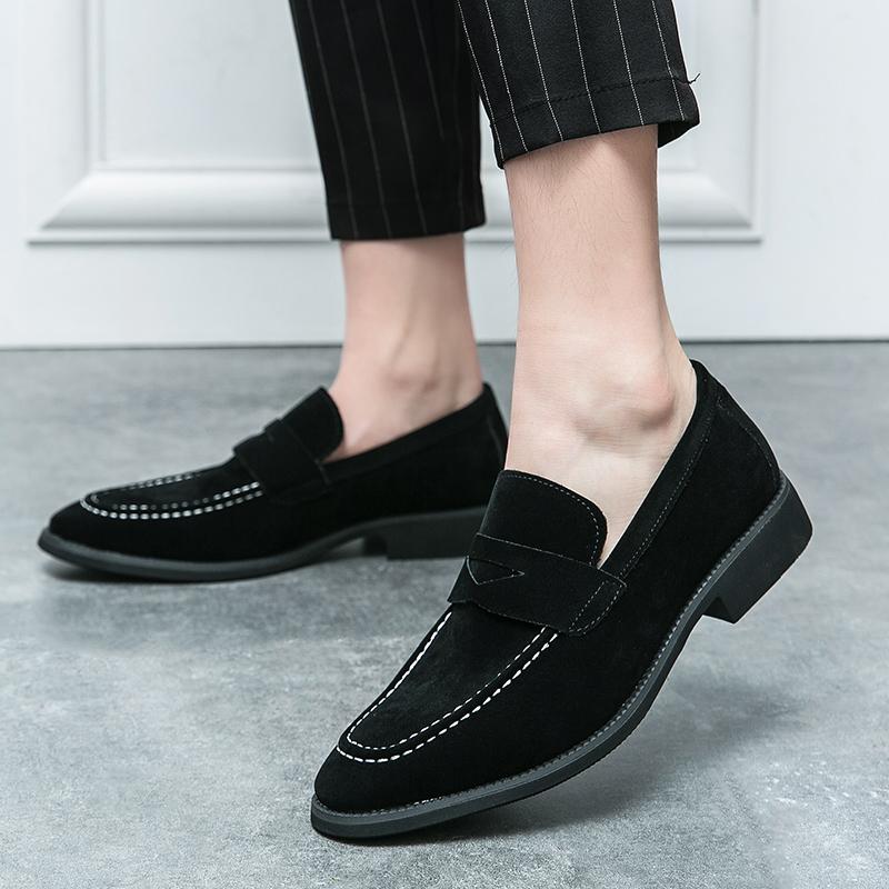 Pointed Men's Loafers Minimalist and Versatile Styles Wedding Party Leisure Business Outdoor Walking Men's Slip On Shoes New