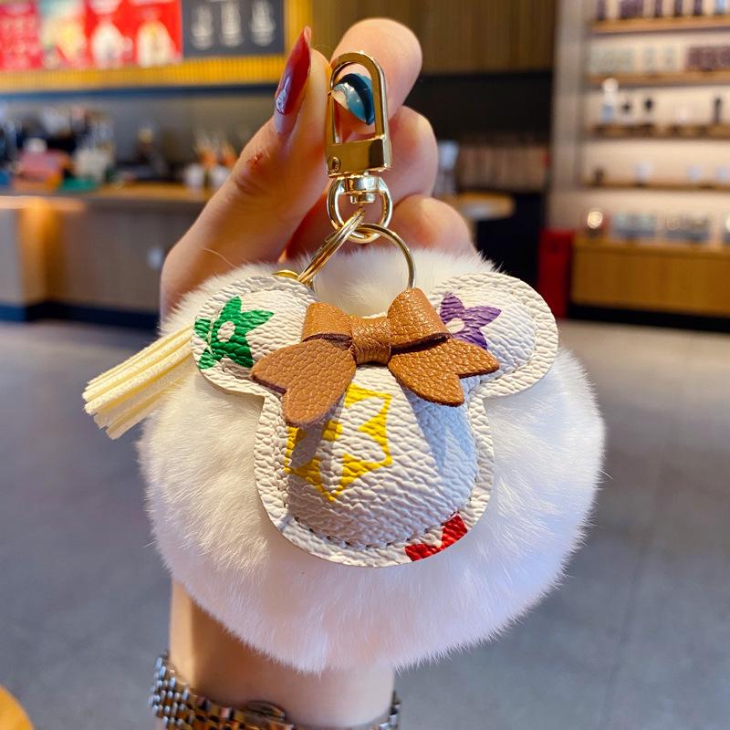 Изысканный классический кожаный брелок-подвеска для автомобиля в виде старого цветка с милым шариком и мультяшным мехом кролика рекс для женских сумок
