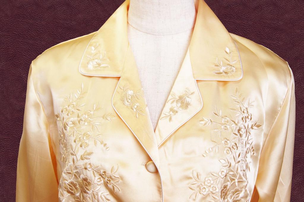 Silk Long Open Floral Yellow [Yumekairou] Women's Pajamas, Sleeves, Front, 100% Silk, Embroidery, M,