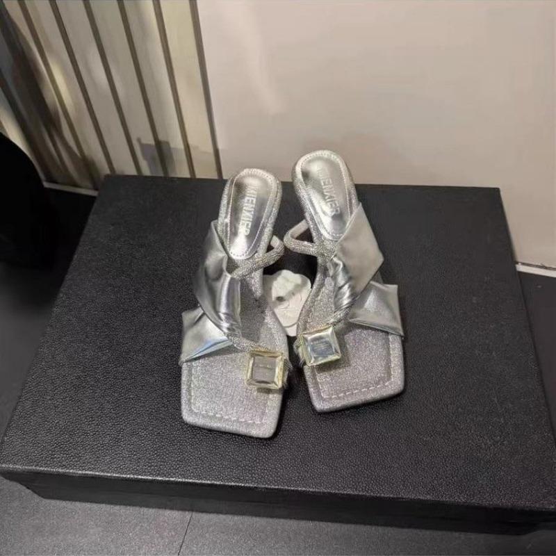 Женская обувь Туфли на толстом каблуке с водяным бриллиантом Верхняя одежда Сандалии Полукаблуки Шлепанцы