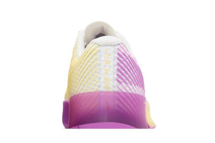 Женские кроссовки Wmns NikeCourt Air Zoom Vapor 11 HC 'White Fuchsia Dream'