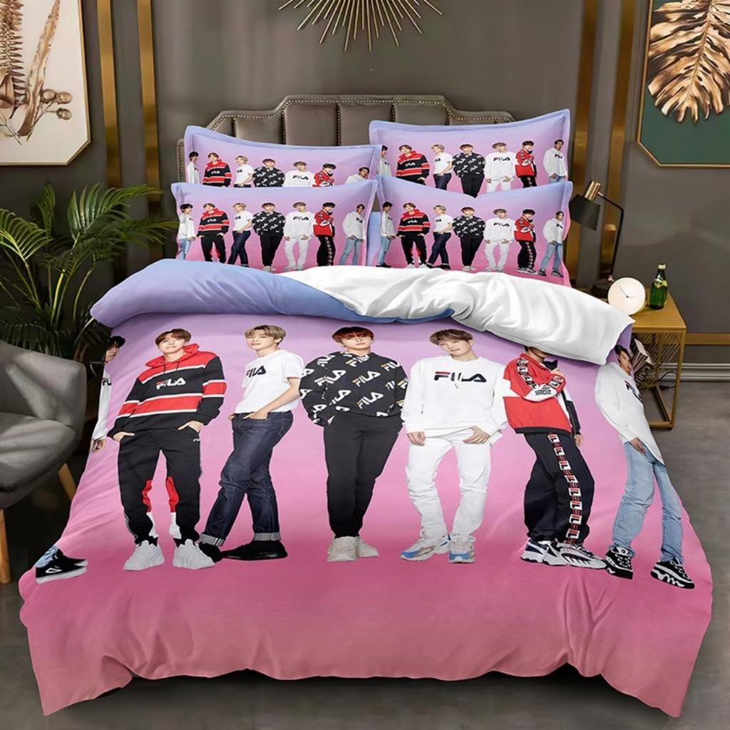 2026 НОВЫЙ Мужская группа BTS Постельное белье Музыкальные пододеяльники Детский набор постельного белья с мультфильмами Полуторный Полный Декор для спальни Подростковые Лучшие подарки
