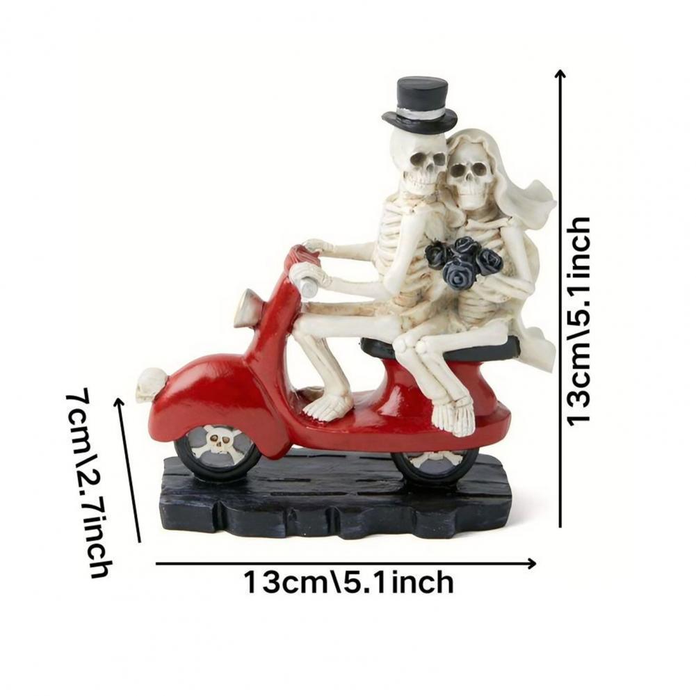 Resin Skeleton Figurine Skeleton Couple Ornament Skeleton Couple Figurine Riding Motorcycle Sculpture for Halloween Mantel Decor