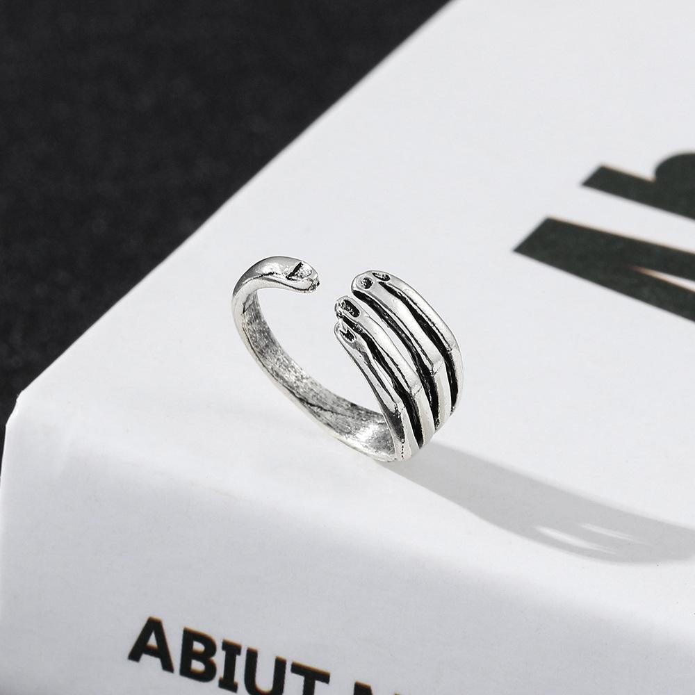Fashion Palm Finger Open Ring Couple European and American Hip Hop Jewelry Fashion