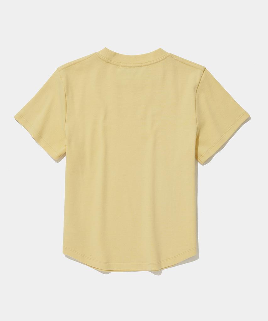 COLUMBIA UNIVERSITY Tiny Script Logo Women Slim-Fit S/S T-Shirts_Light Yellow