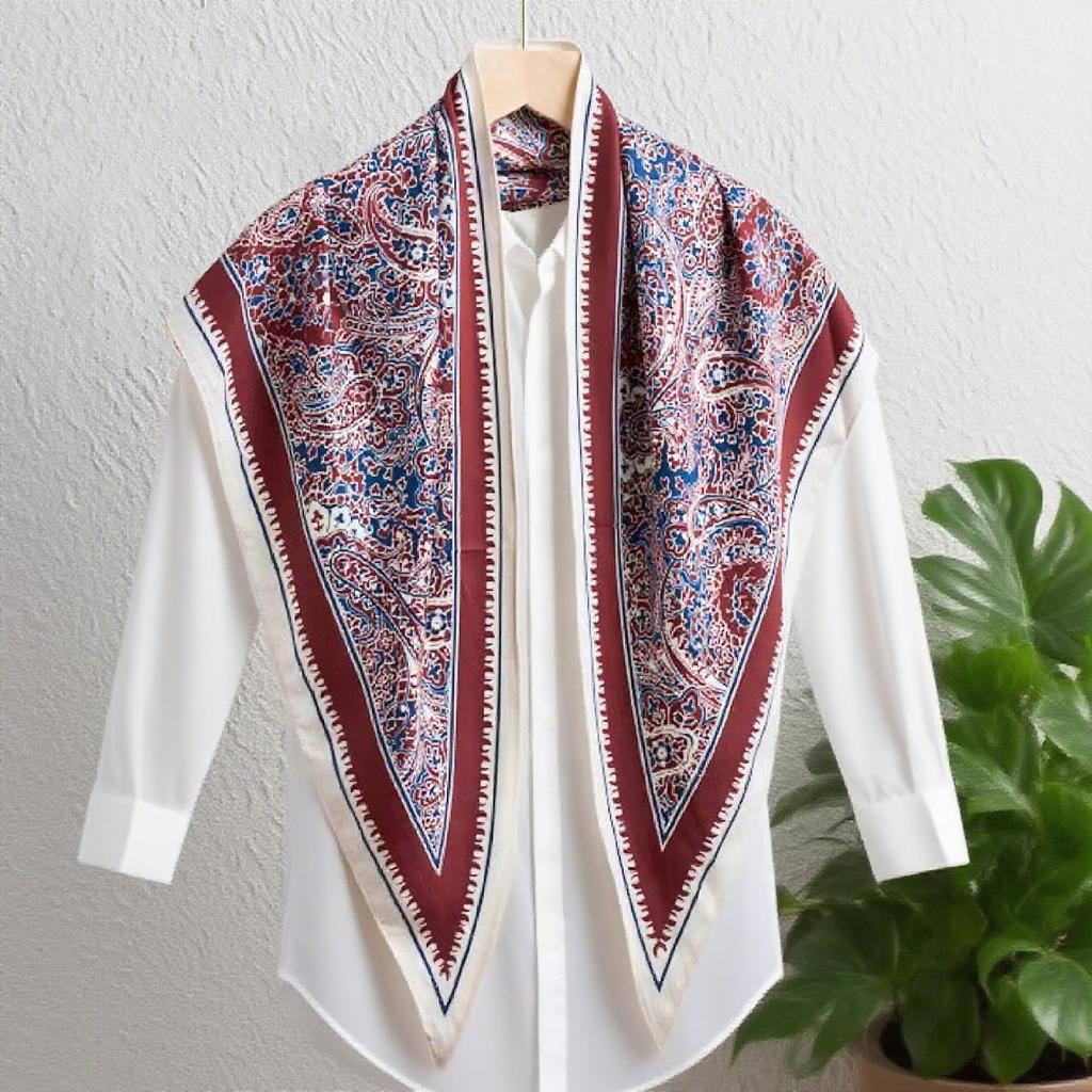 French retro floral silk scarf women's triangle scarf headscarf foreign accessories small scarf atmosphere belt fart curtain
