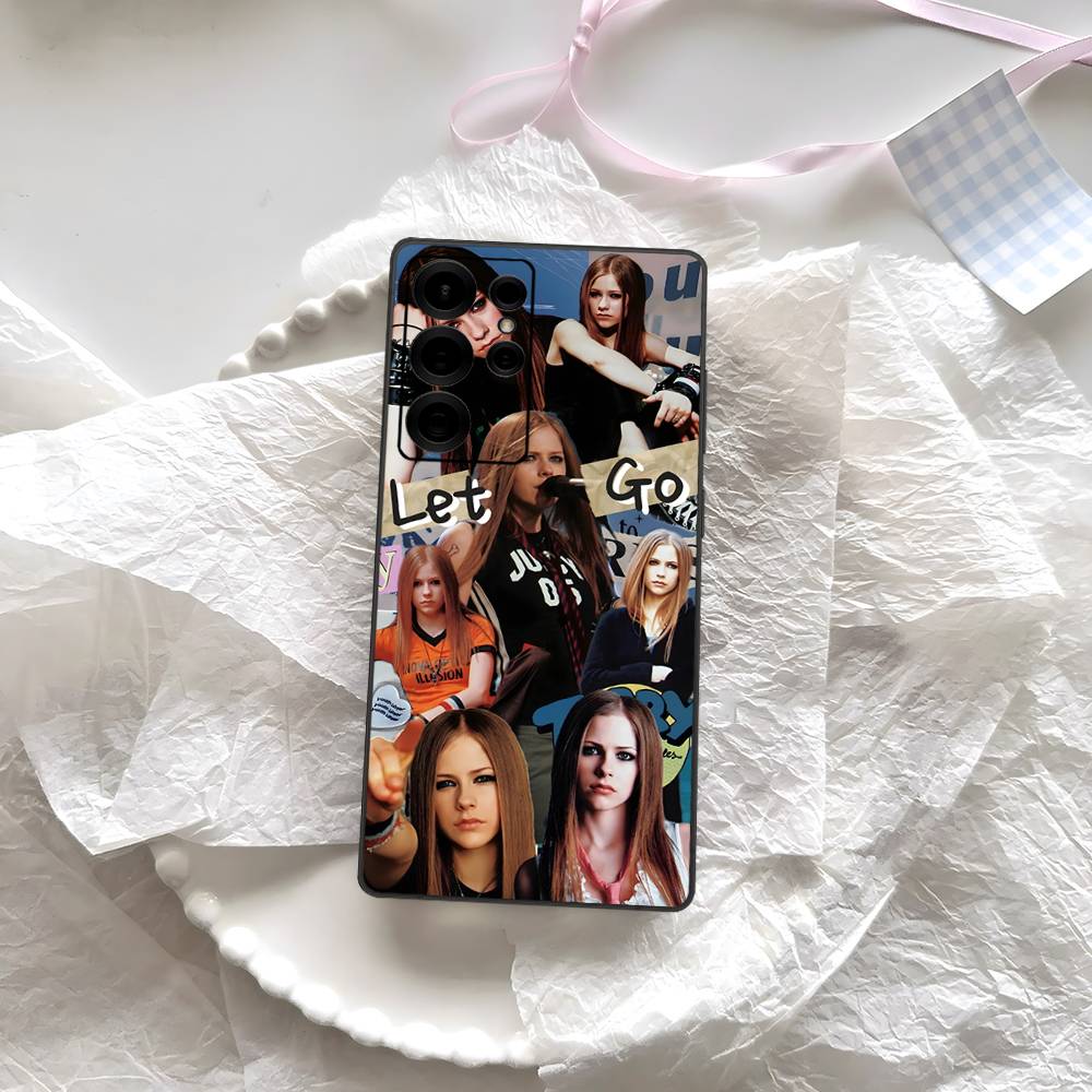 Чехол для телефона Avril Ramona Lavigne для Samsung S 24 Fe 25 Ultra Plus 20 Lite 21 30 22 23 24 22 Ultra 5G Fundas