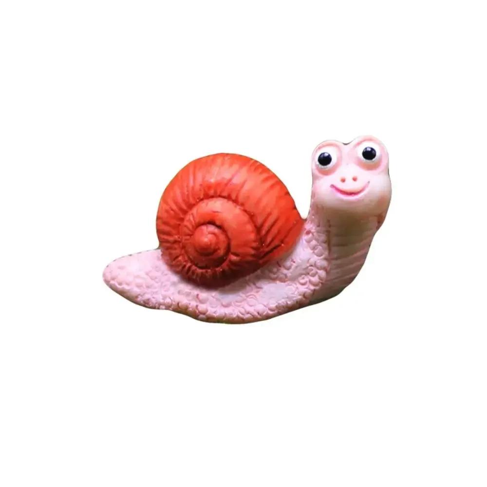 Garden Decoration Resin Small Snail Figurine Cute Animal Kawaii Snail Model Simulation Creative Mini Ornament Outdoor