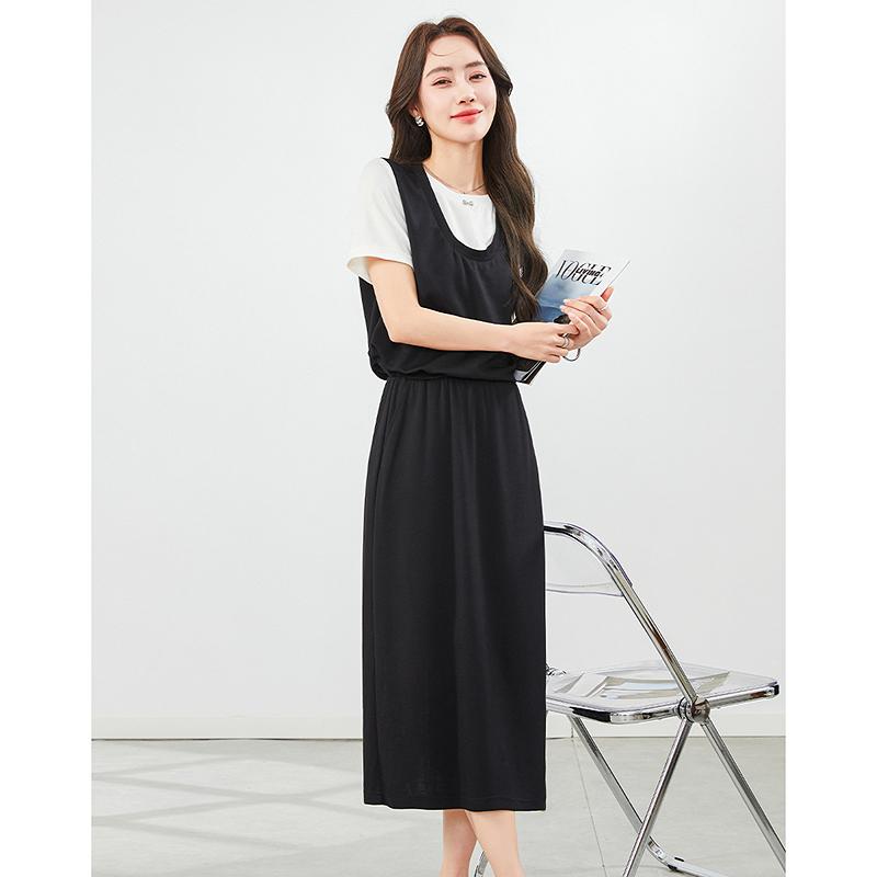 Leisure Age Reduction Vacation Two piece Top+Skirt Summer New Two piece Set