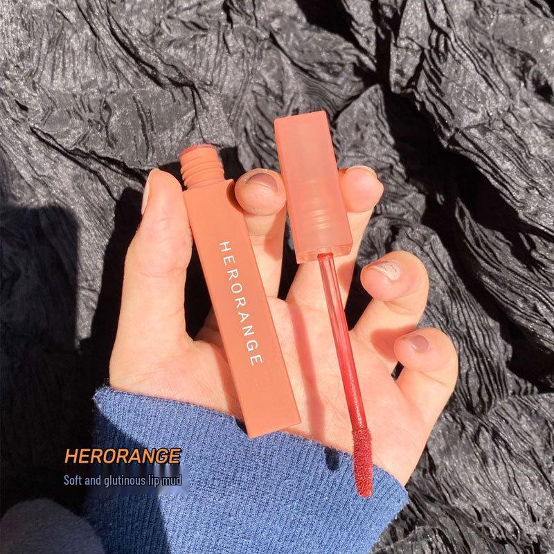HERORANGE Бархатный Матовый Блеск для Губ - Насыщенный Пигмент в Оттенке Молочного Чая
