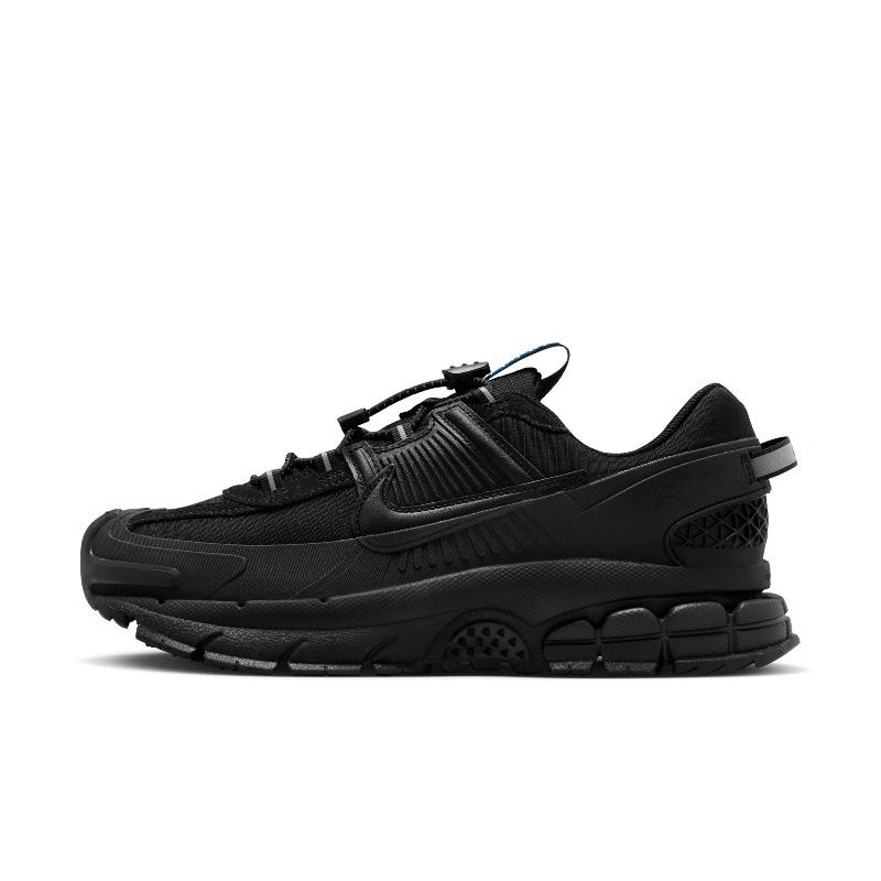 Nike Легкие женские зимние спортивные кроссовки для улицы - NIKE VOMERO ROAM HQ2181