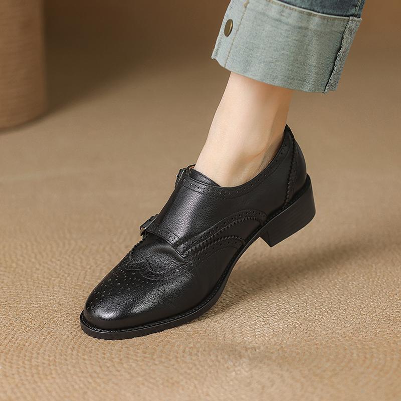Модная женская обувь Оксфорды на низком каблуке 2025 Весенняя обувь для женщины Натуральная кожа Броги Винтажные лоферы с пряжкой Повседневная черная коричневая обувь для девочек
