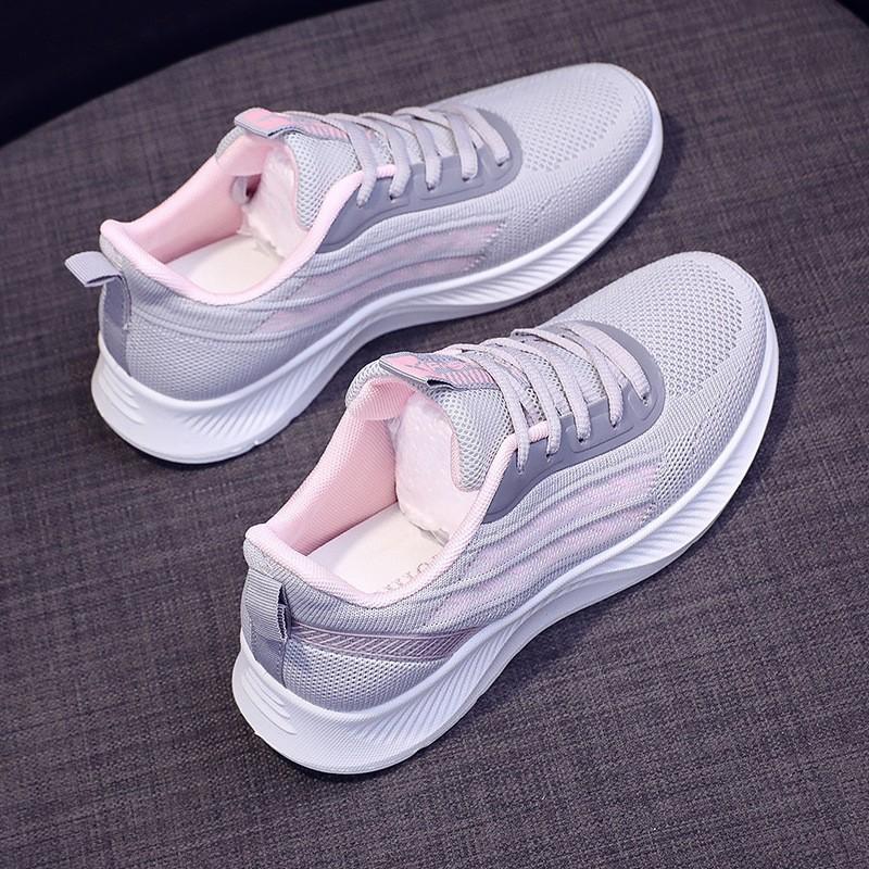 Flying Woven Women's Shoes 2025 Spring and Summer New Foreign Trade Casual Soft Sole Lightweight Mother Travel Shoes Breathable Sports Shoes