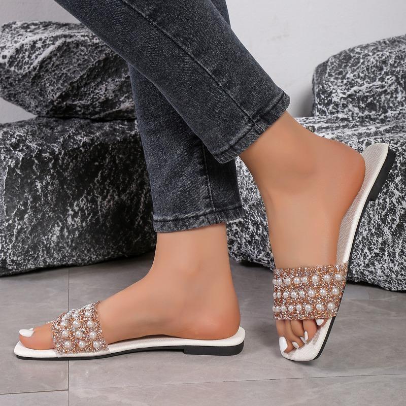 Плоская подошва со стразами, один ремешок, квадратная головка, жемчужная верхняя одежда, пляжные сандалии, тапочки