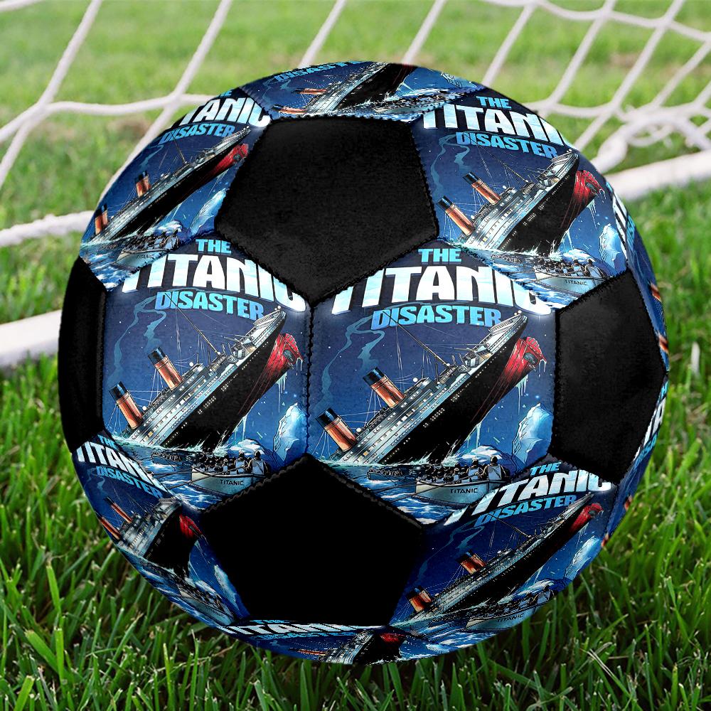 Titanic Theme Size 5 Soccer Ball, Suitable for Both Indoor and Outdoor Matches, a Gift Suitable for Everyone.