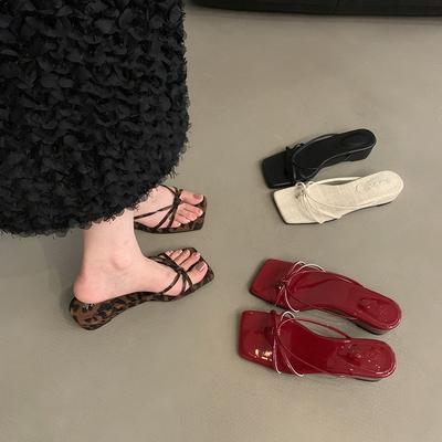 Нишевые тапочки на танкетке с открытым носком, женские летние, новогодние праздничные, для морского пляжа, с леопардовым принтом, прохладные тапочки