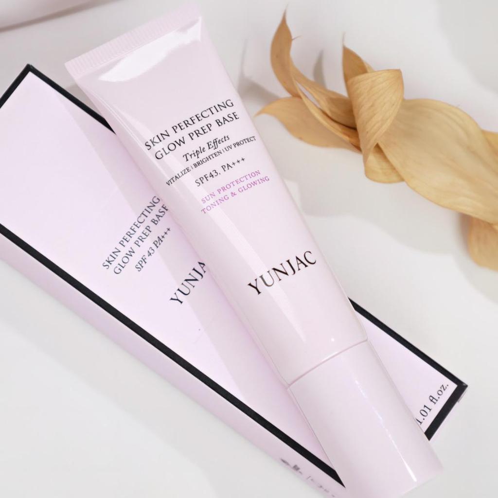 YUNJAC Skin Perfecting Glow Prep Base (SPF43 PA+++) - Illuminating Primer
