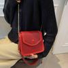 Новая женская сумка через плечо в стиле ретро с цепочкой, модная корейская красная сумка через плечо, однотонная маленькая квадратная сумка, персонализированная сумка в западном стиле
