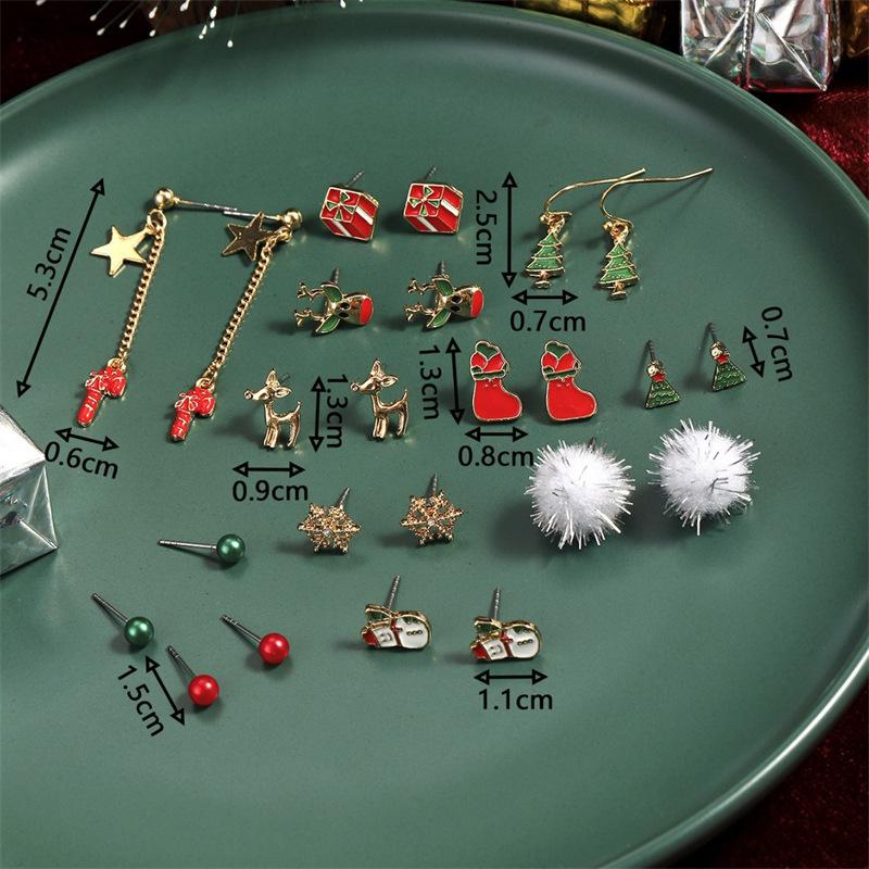 Набор из 24 пар рождественских серег для женщин, маленькие блестящие серьги с цирконом в виде рождественской елки, Санта-Клауса, снежинок, праздничные ювелирные аксессуары в подарок