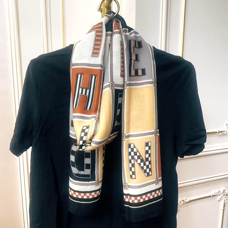 New Fashion Letter Polka Dot Printed Cotton and Linen Scarf Classic Autumn and Winter Warm Scarf Sunscreen Shawl