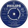 7-дюймовая пластинка FOUR SEASONS - Tell It To The Rain BF1538 Philips 1966 UK Поп Б/у