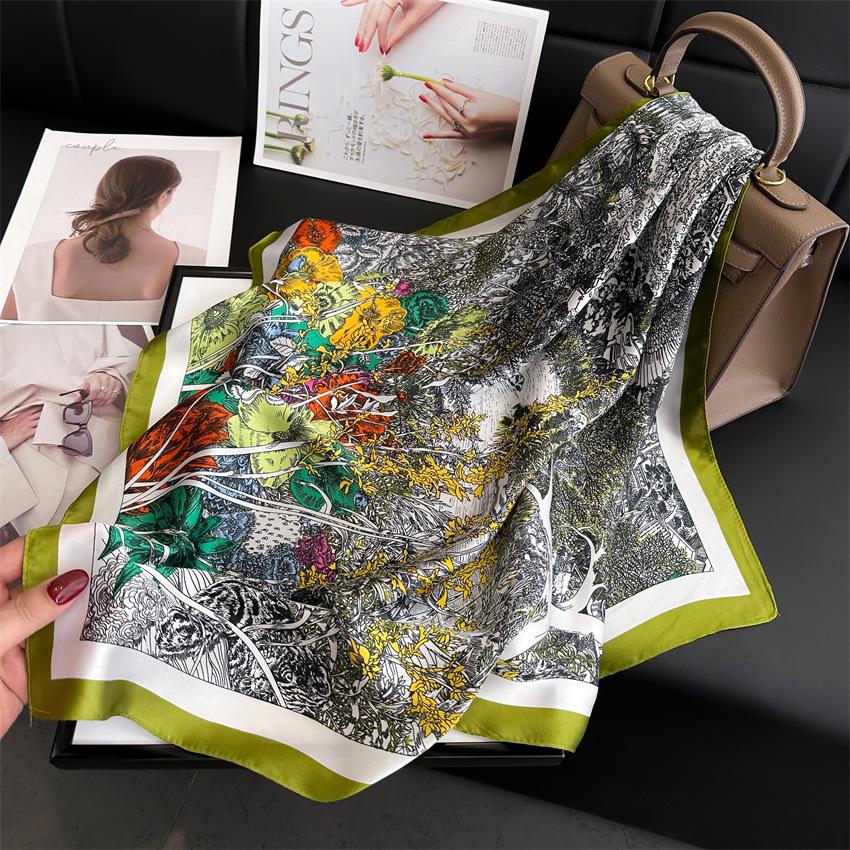 Women Popular Print Silk Scarf 70X70cm Square Scarves New Fashion Travel Decoration Sunscreen Bandannas Kerchief Hair Band