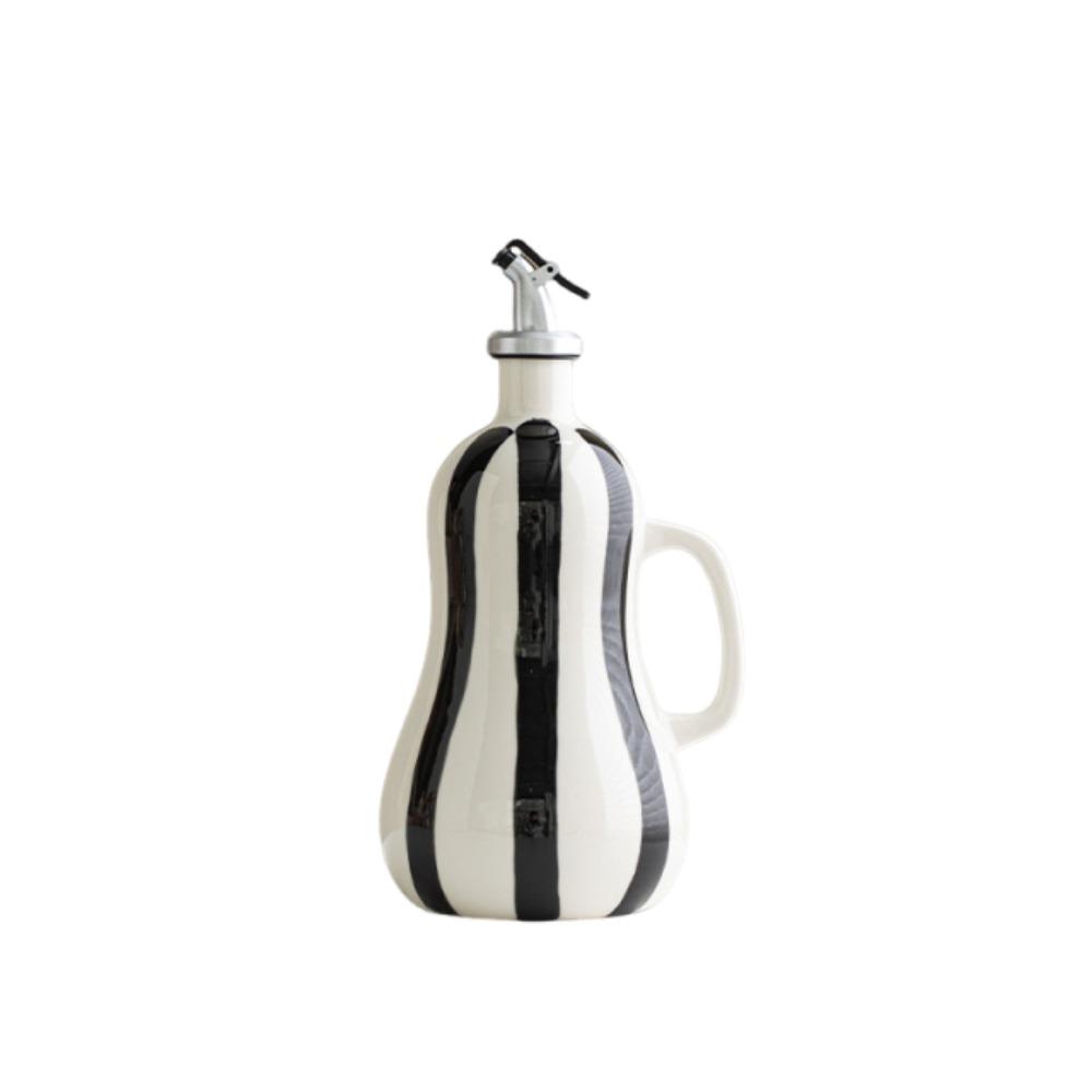 Nordic Style Ceramic Oil Bottle Hand-drawn Stripes Olive Oil Jug Cooking Equipment