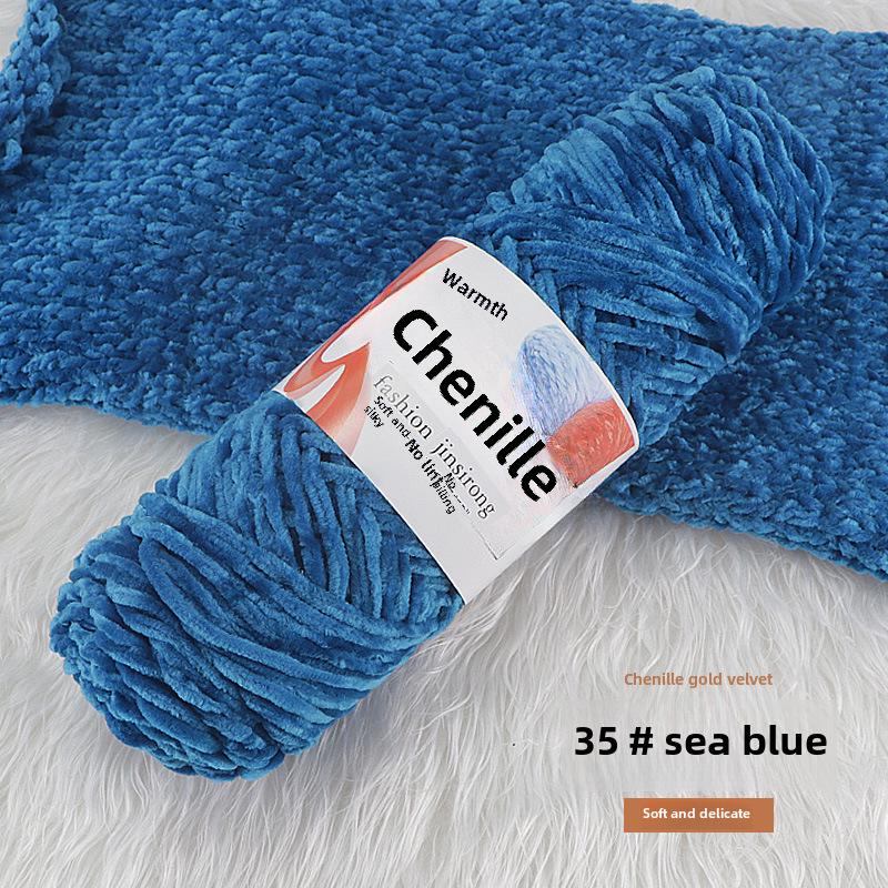 Вязаный шарф, шапка, тапочки крючком из золотистого бархата с шениллом, набор для самостоятельного вязания из кукольной шерсти