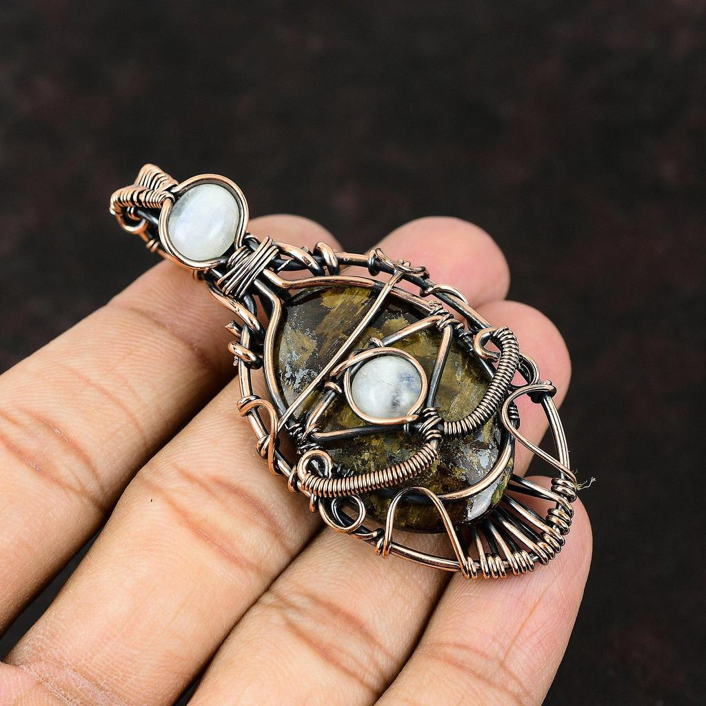 Кулон из камня бронзита 'Глаз Фатимы', ювелирное изделие, обмотанное медной проволокой, украшение из бронзита, кулон 'Глаз Фатимы' из радужного лунного камня, кулон ручной работы для подарка
