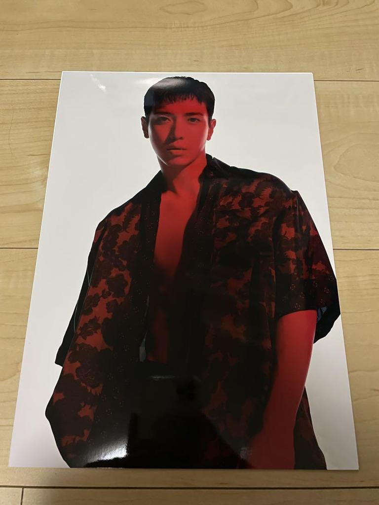 [USED] CNBLUE Yonghwa Photo Exhibition 4 Colors Limited Edition Photo