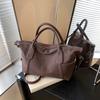 Retro Leisure Travel Tote Bag Women'S Simple And Versatile Large-Capacity Commuting Shoulder Messenger Bag