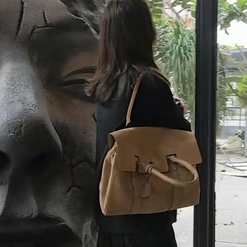 Vintage Distressed Cowhide Tote Bag Genuine Leather Large Capacity Handbag Casual Texture Fashion Commuter Bag Single Compartment Bag