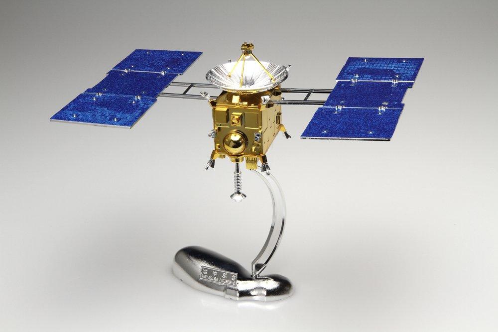 Aoshima Bunka Kyozai Космический корабль Хаябуса Исследователь астероидов Специальное хромированное издание ООО. № SP 1/32 [В продаже]