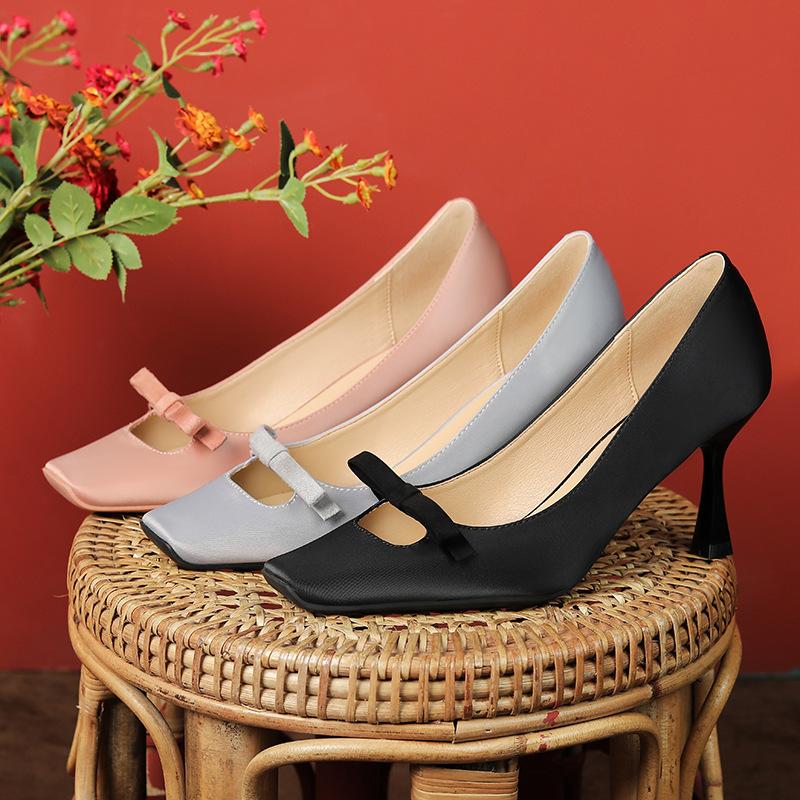 Small Bow Temperament High Heels Women's Design Sense Thin Heels Occupation Not Tired Feet Square Head Single Shoes