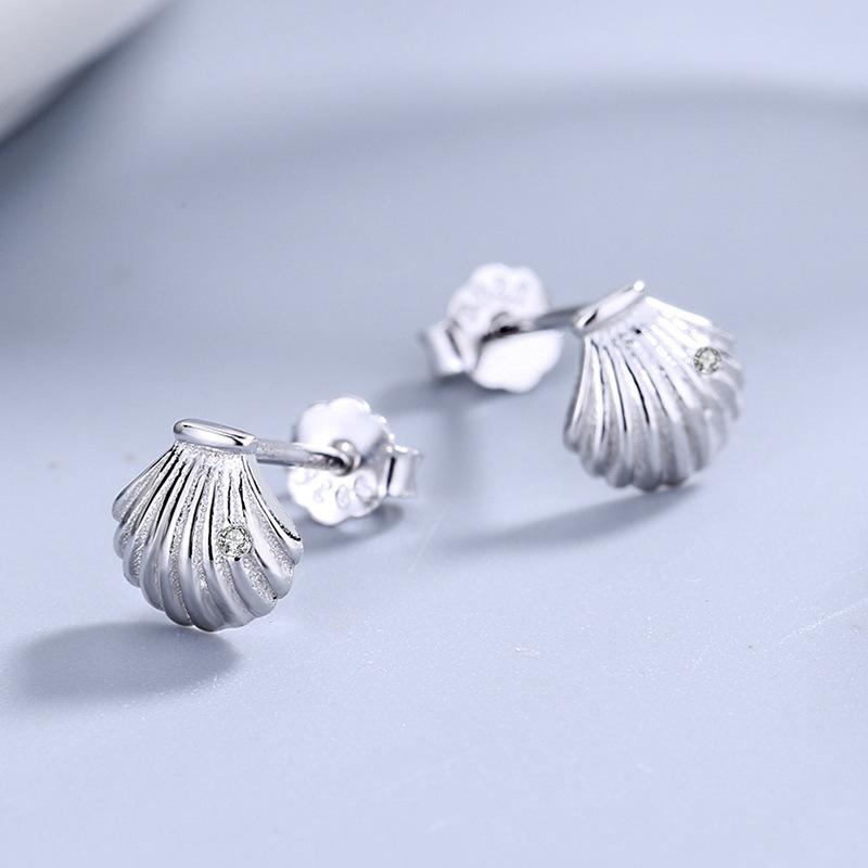 Серьги из стерлингового серебра S925 Серьги-гвоздики с ракушками и бриллиантами Универсальные антиаллергенные женские серьги