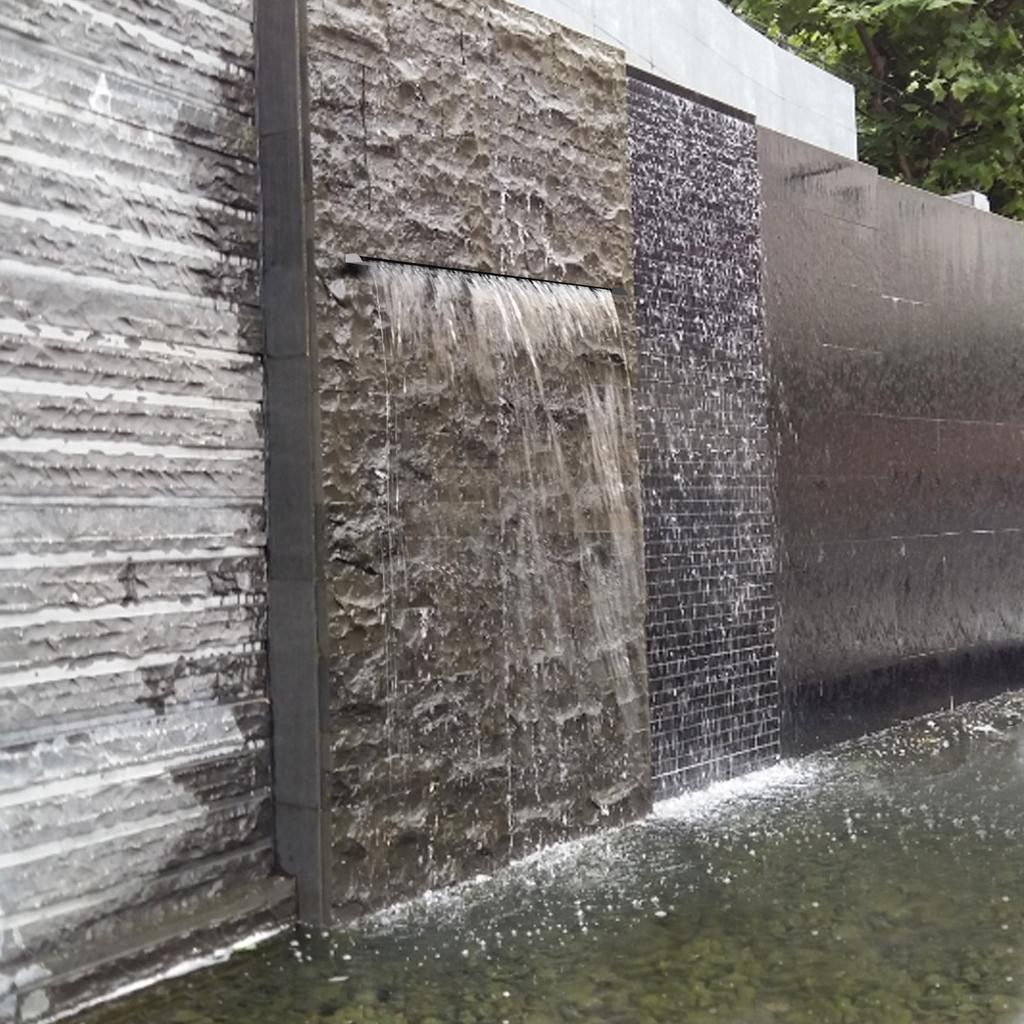 Водопад из нержавеющей стали, переливной фонтан для бассейна шириной 12 дюймов с разноцветной светодиодной подсветкой и набором для чистки, садовый декоративный фонтан