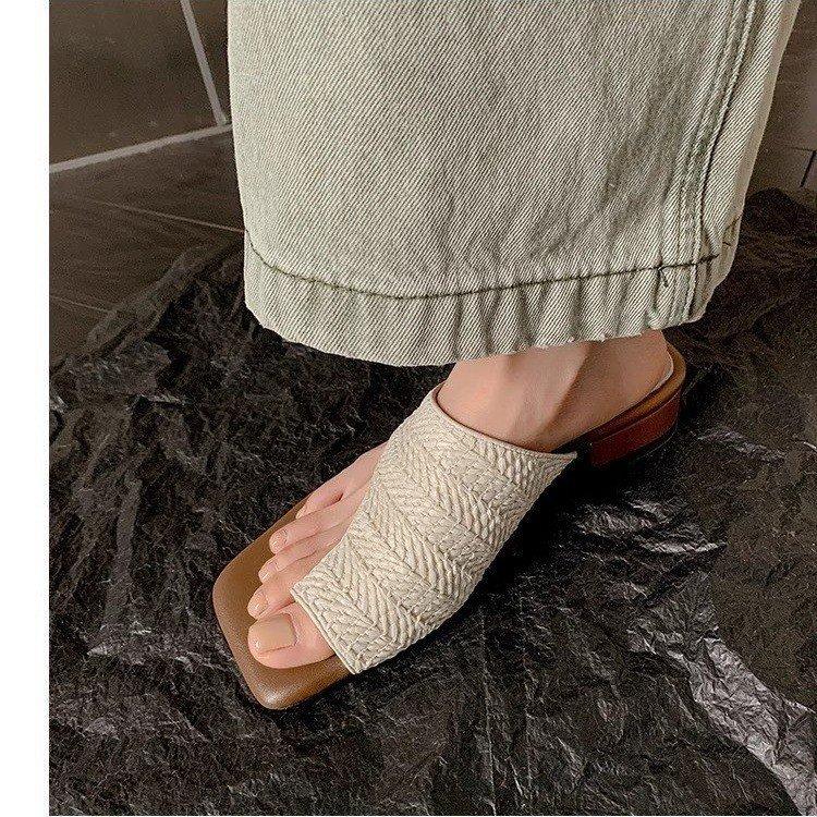 Версия из овчины~ Темпераментные шлепанцы с квадратным носком и плетеным соломенным верхом, женские летние повседневные шлепанцы для отпуска, удобные прохладные шлепанцы