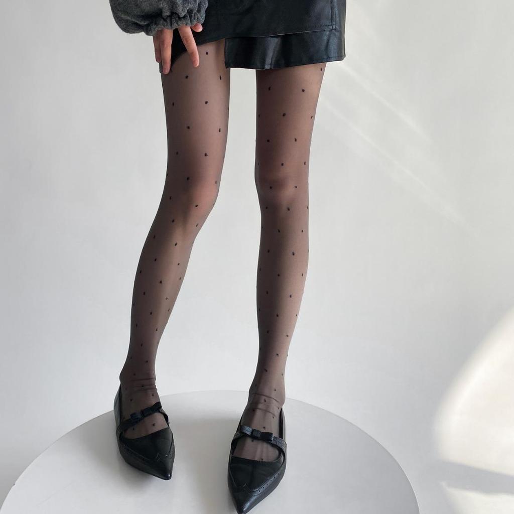 2024 Spring/Summer Ultra-Thin Core-Spun Silk Polka Dot Heart Jacquard Stockings: Slimming, Sexy, Versatile Women's Socks