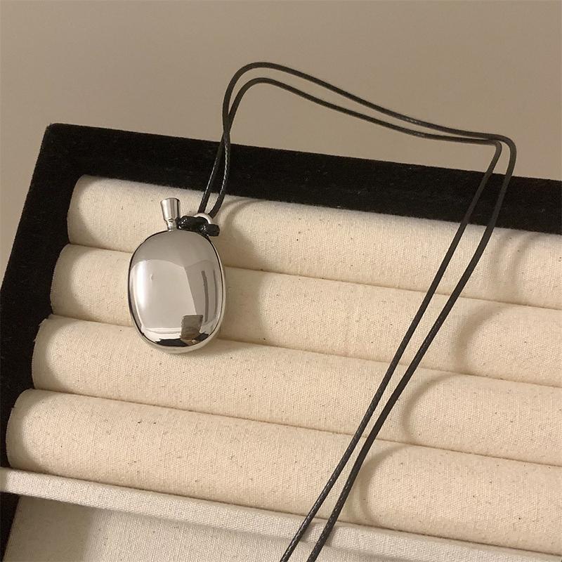 Простое черное кожаное длинное ожерелье из веревки для женщин и девочек, подвеска в виде бутылки с водой, цепочка для свитера, ювелирные изделия, аксессуары, подарки