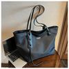 Large Capacity Women's Bag 2024 New High-end Fashionable Nylon Tote Shoulder Bag
