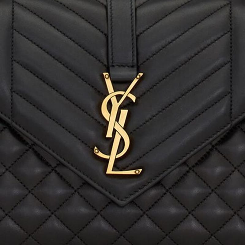 Saint Laurent ENVELOPEMATELASSE Сумка-конверт из кожи ягненка, Сумка через плечо, Сумка на плечо Средняя Женская Черная 600185-AACT7-1000