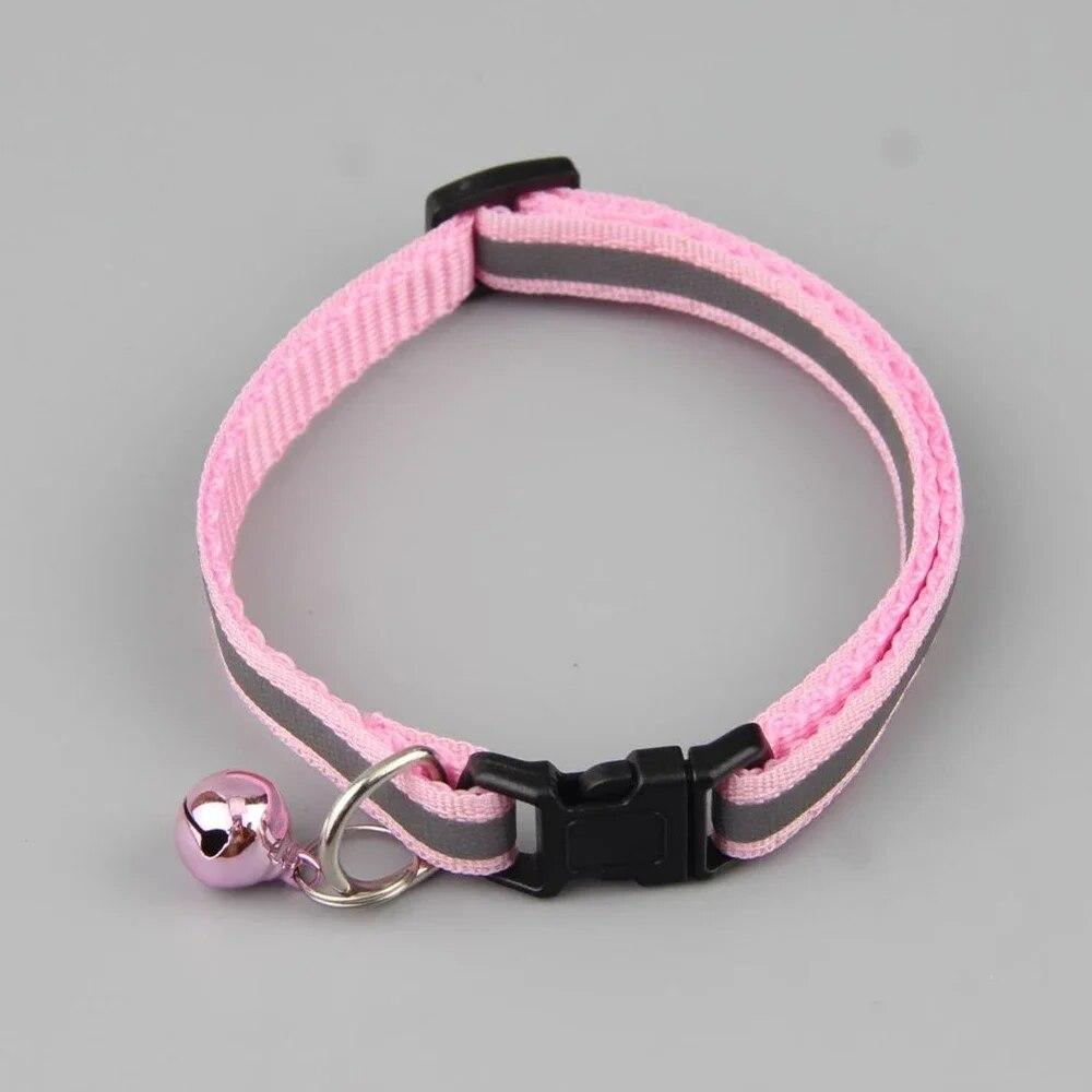 Светоотражающий кошачий ошейник с регулируемой пряжкой, кольцо на шею, ожерелье, колокольчик, товары для домашних животных, безопасный нейлоновый воротник Colla para gatos