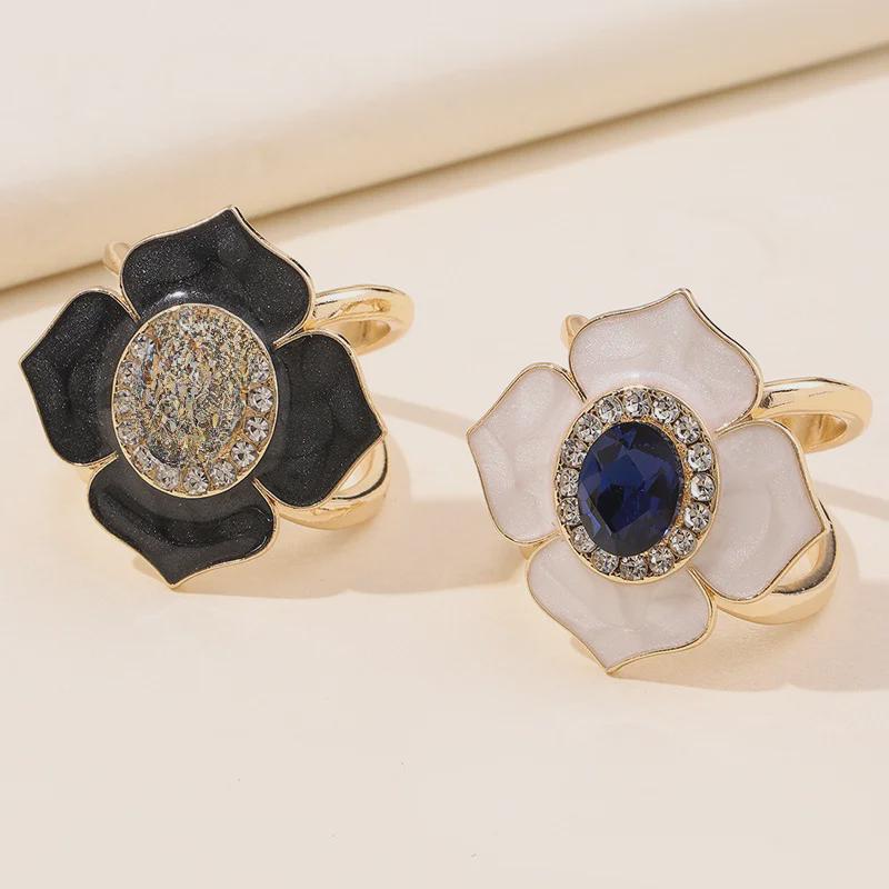 Elegant Gem Scarf Buckle: High-end Women's Accessory for Scarves, Small Square Towels, Coats & Belts