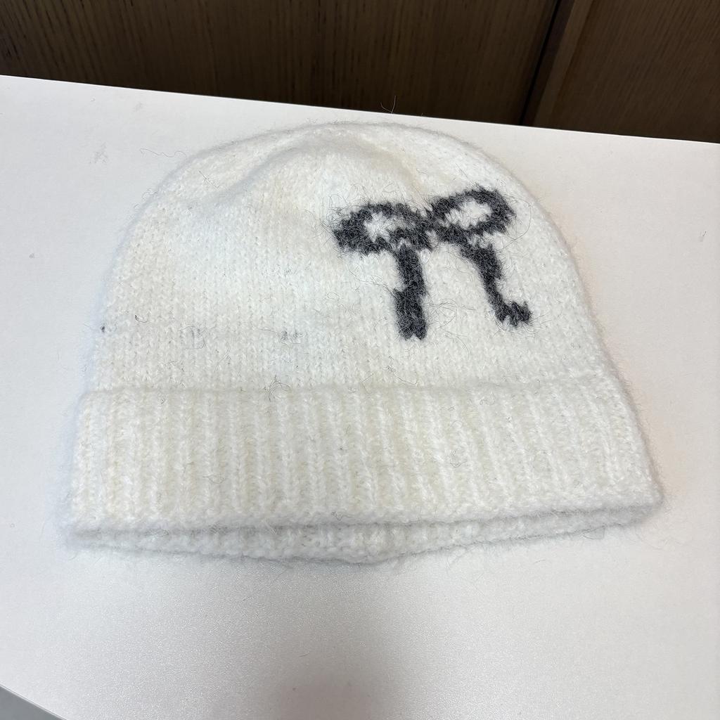 Sweet gray knitted wool hat women's new autumn and winter face small cold hat cold and warm cover hat