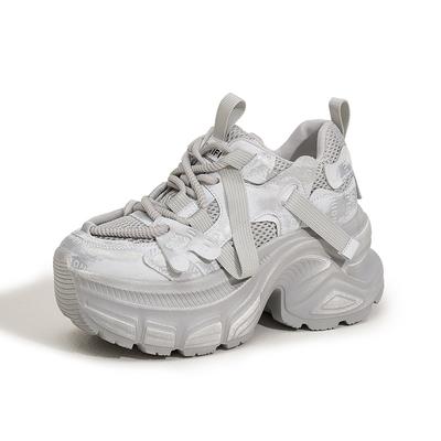 Женская обувь – Кроссовки