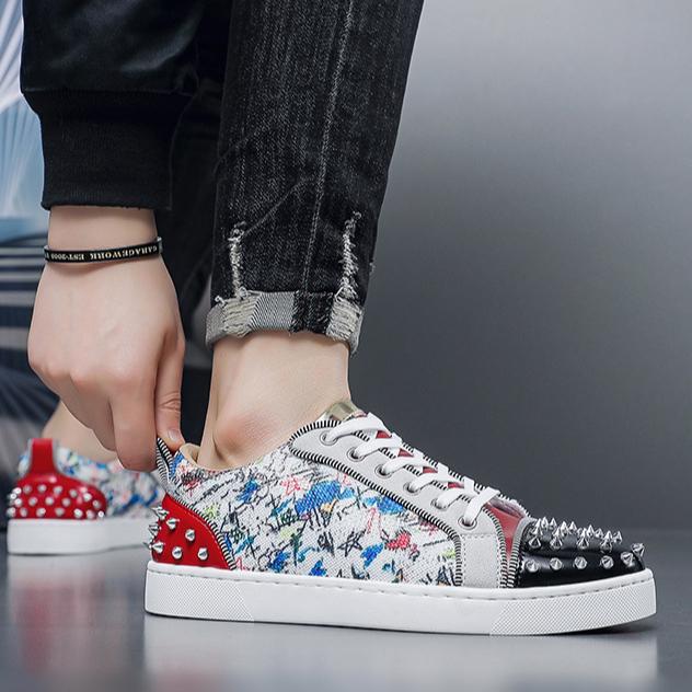 Spring 2025 New Street Personality Board Shoes Men's Shoes Trend Rivet Casual Shoes Fashion Spirit Guys Shoes